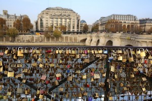 Famous Fences: Pont des Arts Love Lock Fence