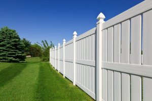 How to Choose the Right Fence for Your Yard