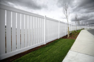 Consider a Vinyl Privacy Fence for Your Virginia Property